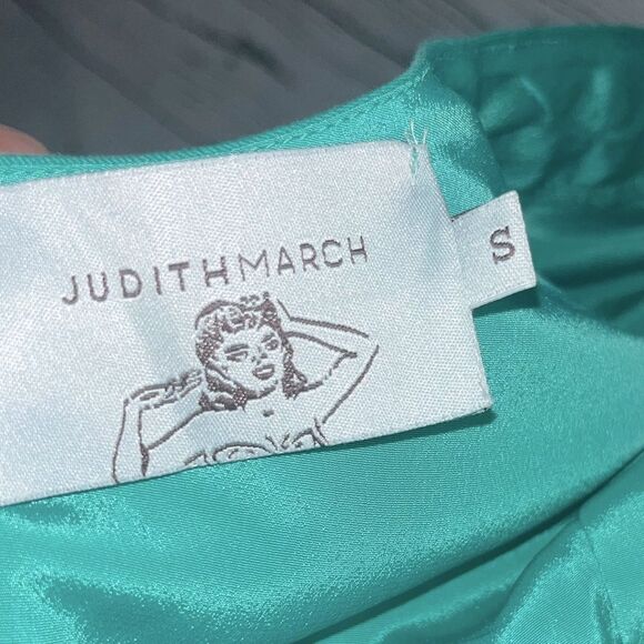 Judith March Green Bell Sleeve Mini Dress - Picture 7 of 7